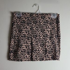 H&M Short Cheetah Skirt Size S